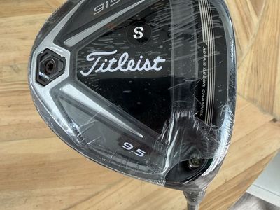 Titleist 915 D2 ***NEW*** 9.5 loft Stiff flex RH