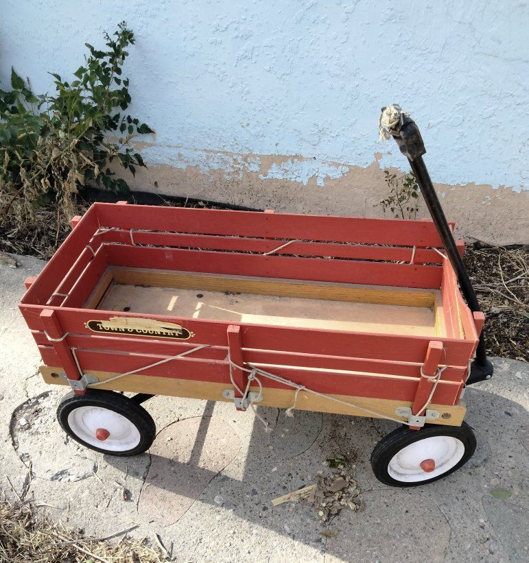 Red wagon