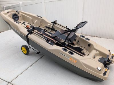 Pelican Catch 100 Power Kayak