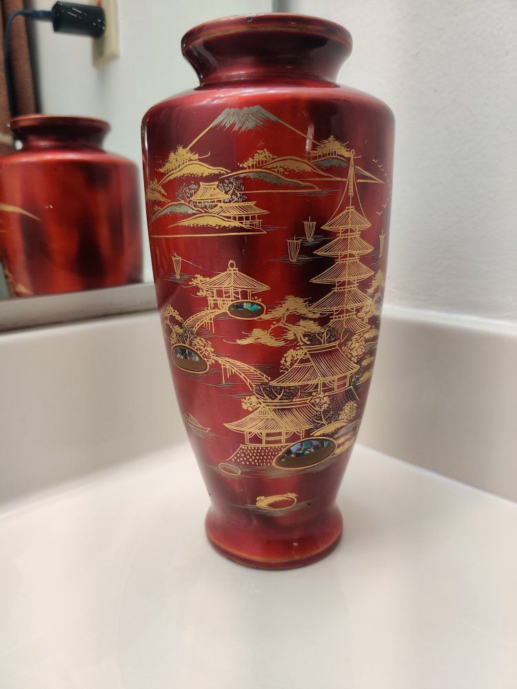 Vintage Japanese Red & Gold Lacquerware Vase with Mother of Pearl Inlay Pagoda Scene