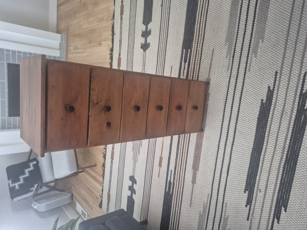 Dresser