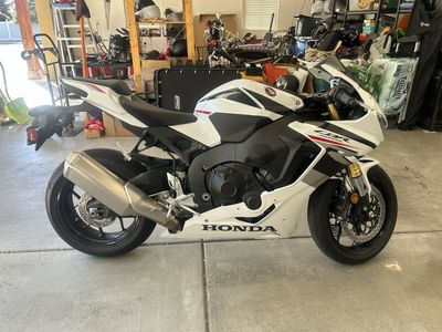 2025 Honda CBR1000RR ABS