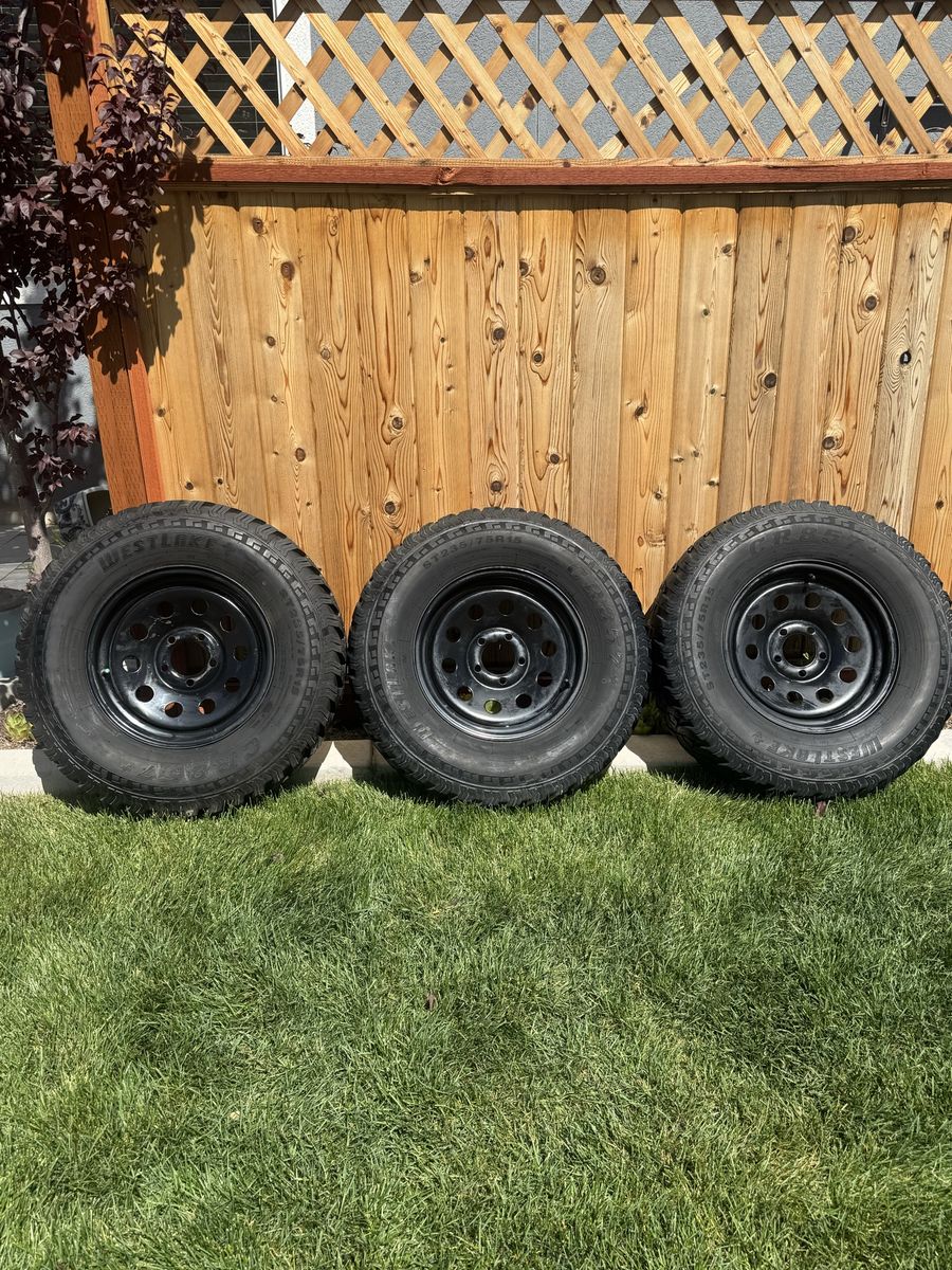 3 trailer Tires and Wheels