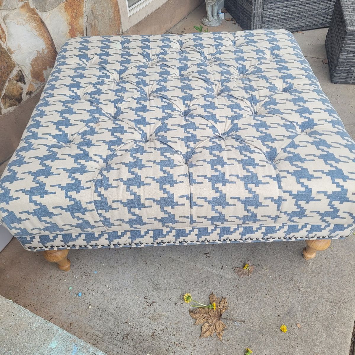 ottoman / footstool