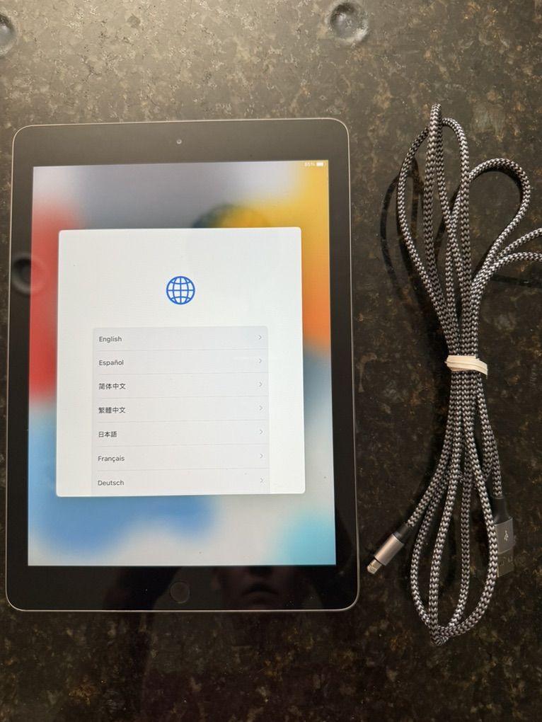 iPad 6th Generation -32 GB - WiFi Only