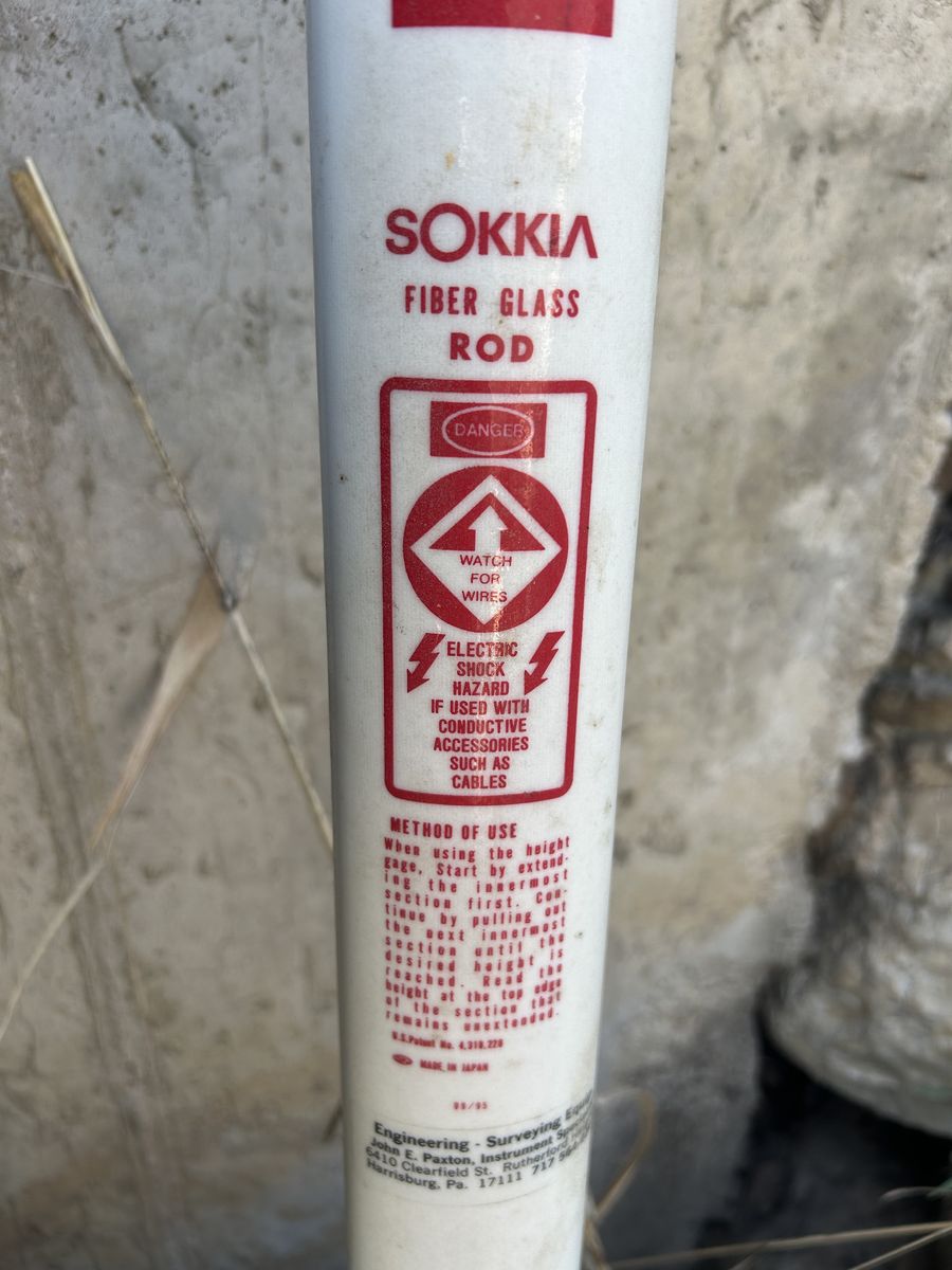 Surveyor measuring rod