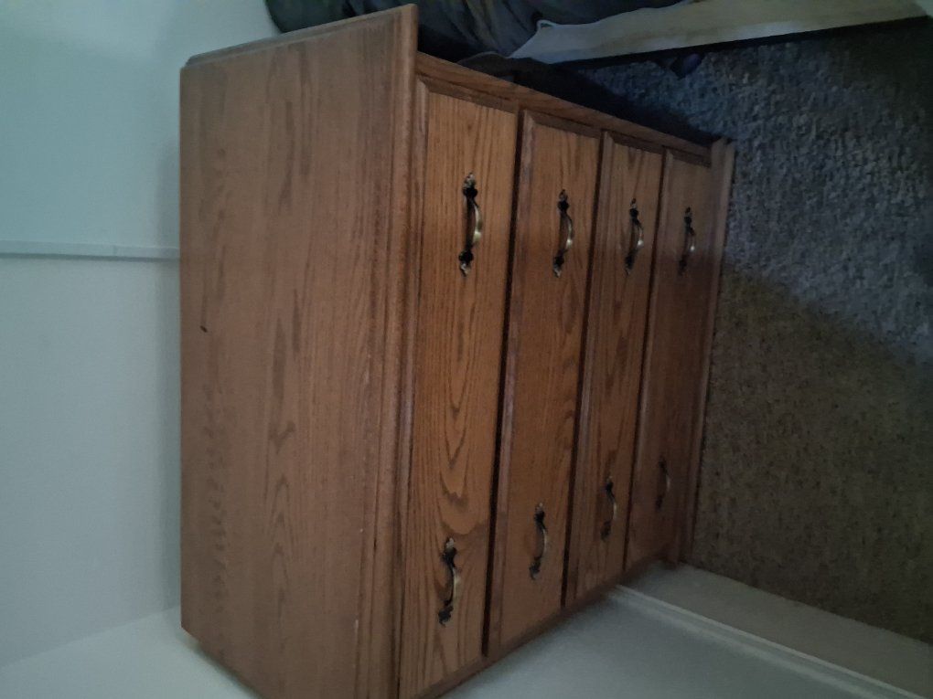 Dresser