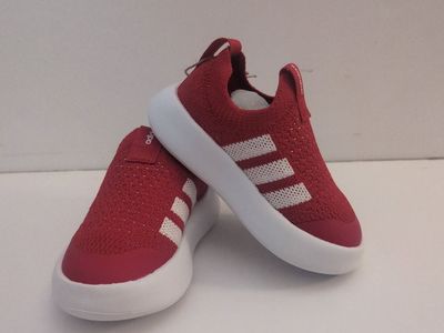 Brand New Nike Red Bubble Slip On Shoes size 8 Kid