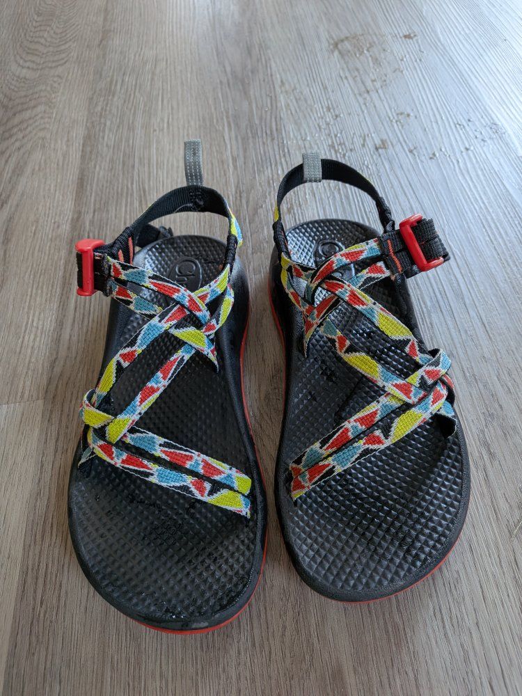 Chaco Kids Z/1 Classic Geometric Strappy Sandals Size 4