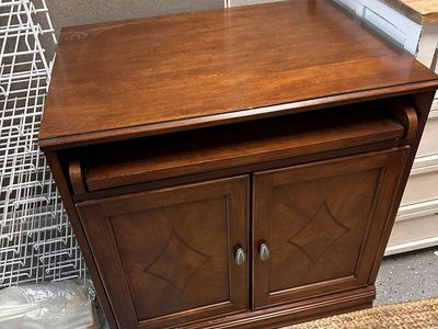 Wood computer pull out desk/cabinet
