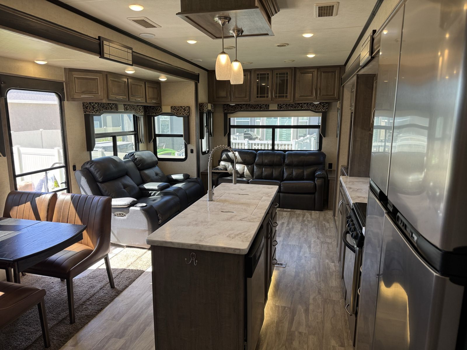 Golden Durango KZ 5th Wheel 40ft