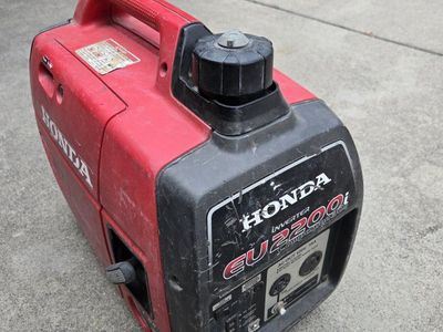 Honda EU2200i Companion 30A Inverter Generator - Portable Power