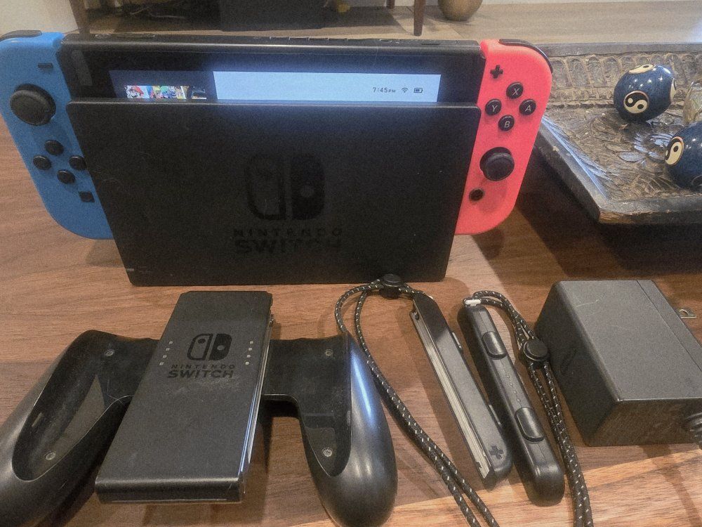 Nintendo Switch Console V2 Neon Red Blue Joy-Cons - Includes Street Fighter 30th Anniversary