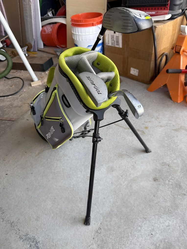 Little Kids (age 2-4) Golf Set