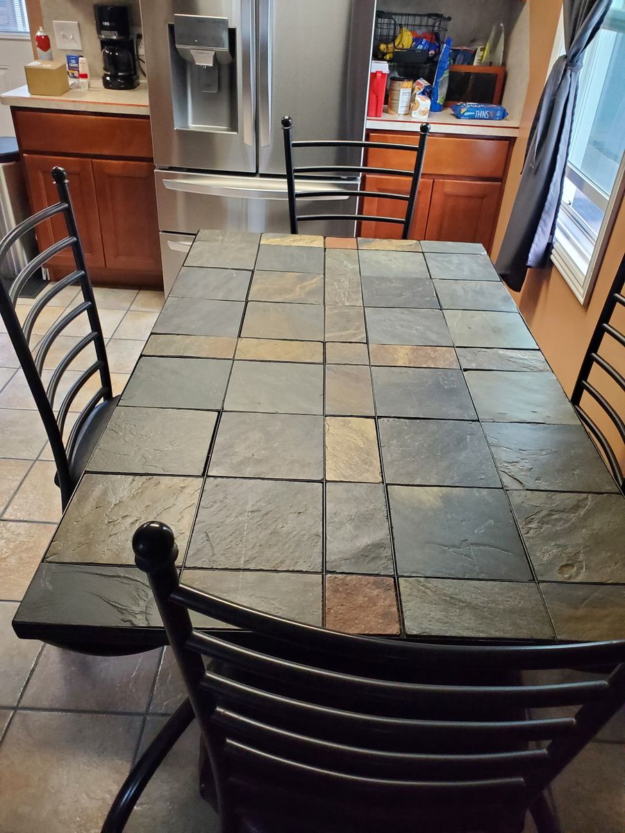 Kitchen table and matching end tables