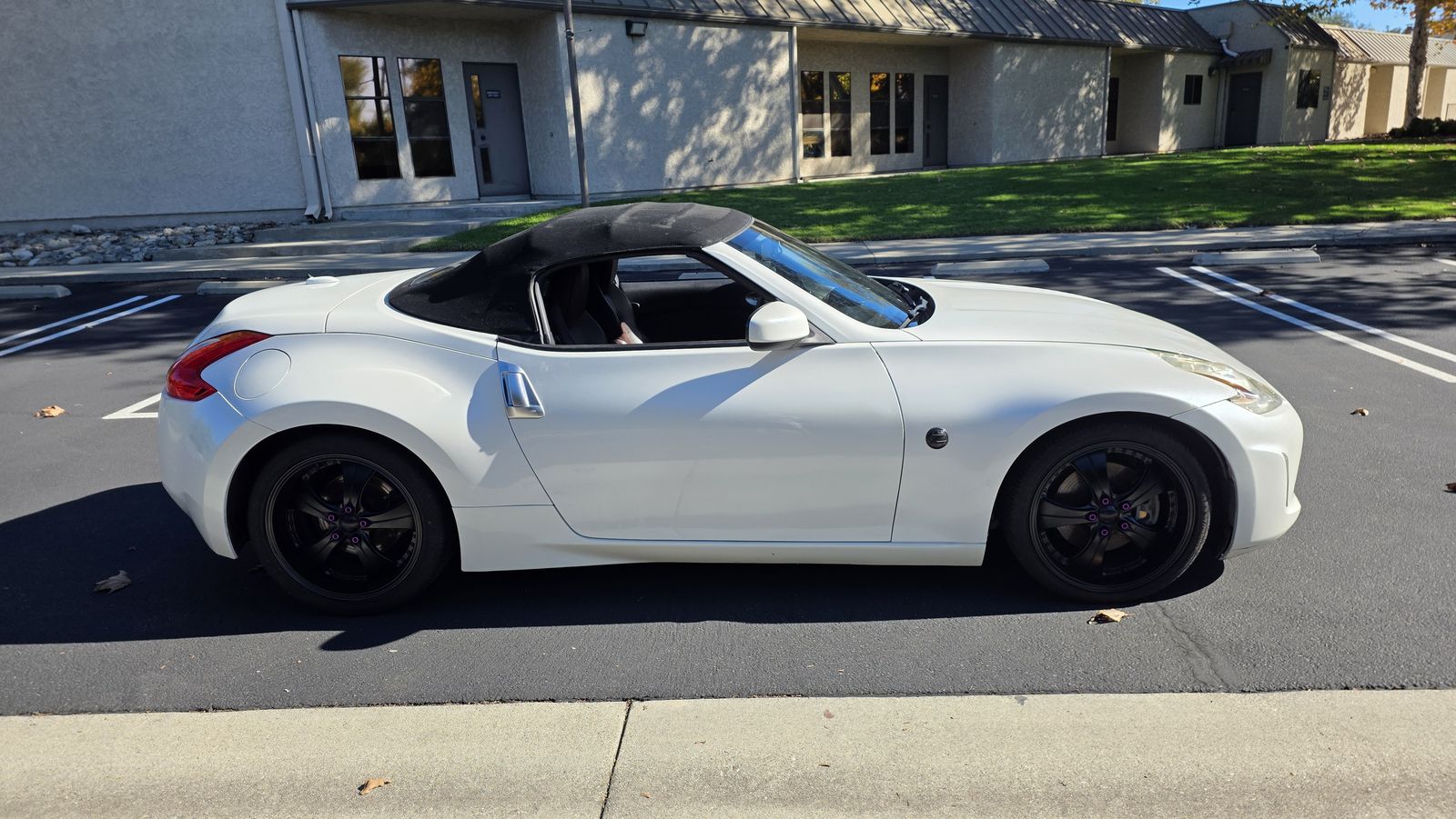 2014 Nissan 370 Roadster Touring