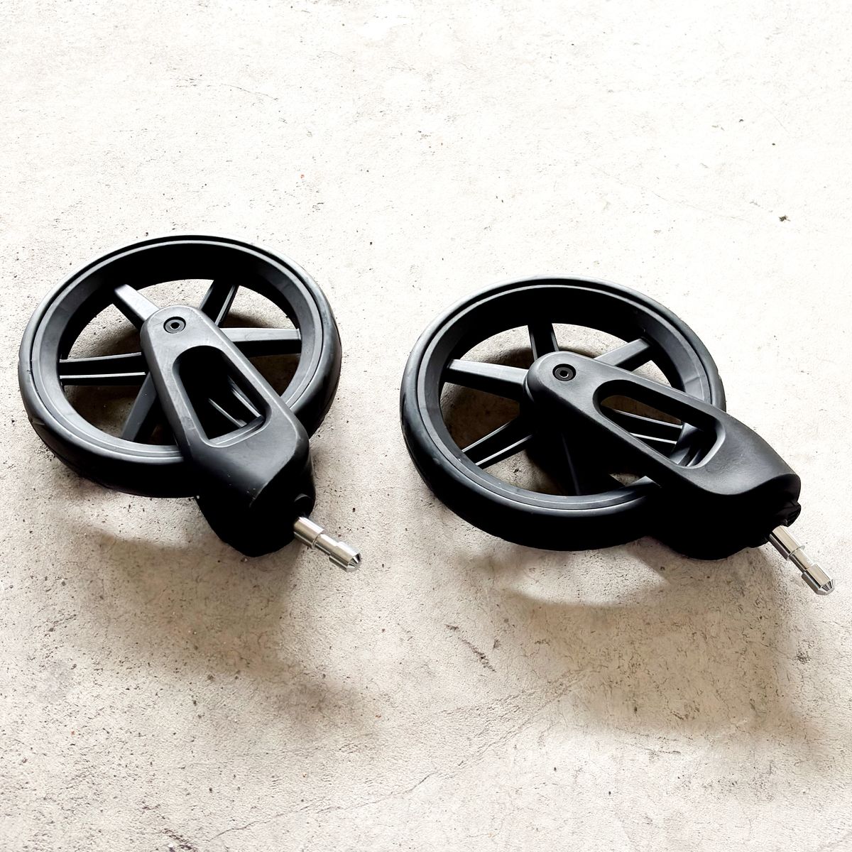 Thule Chariot Cross Lite Replacement Wheels