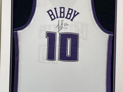 Signed Mike Bibby Sacramento Kings Jersey