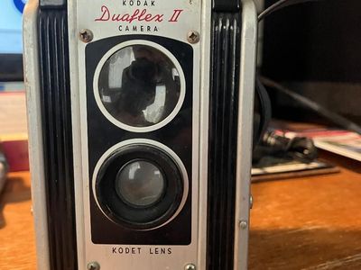 Vintage Kodak Duaflex II Camera with Kodet Lens - Classic Film Camera for Collectors