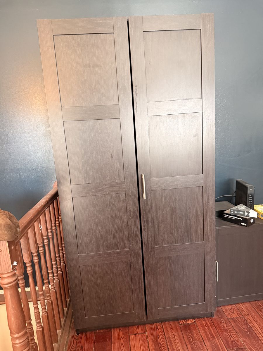Wardrobe/ Coat closet/ shoes