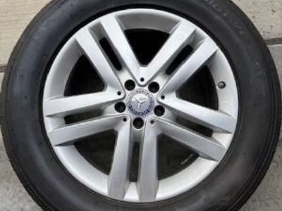 4 275/55R19 Nitto Motivo A/S about 500 miles on them $950.00