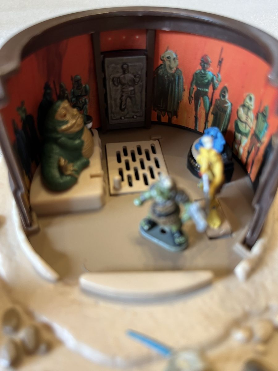 Main image 5