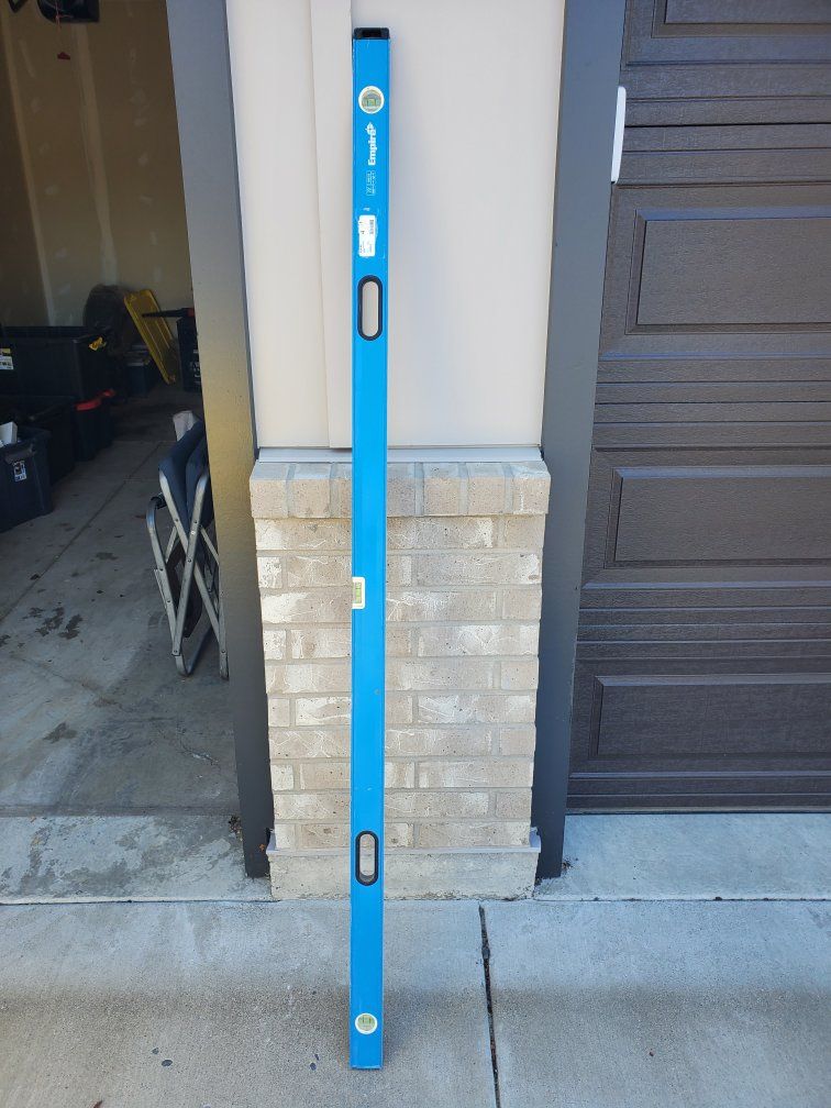 Construction Level 6ft