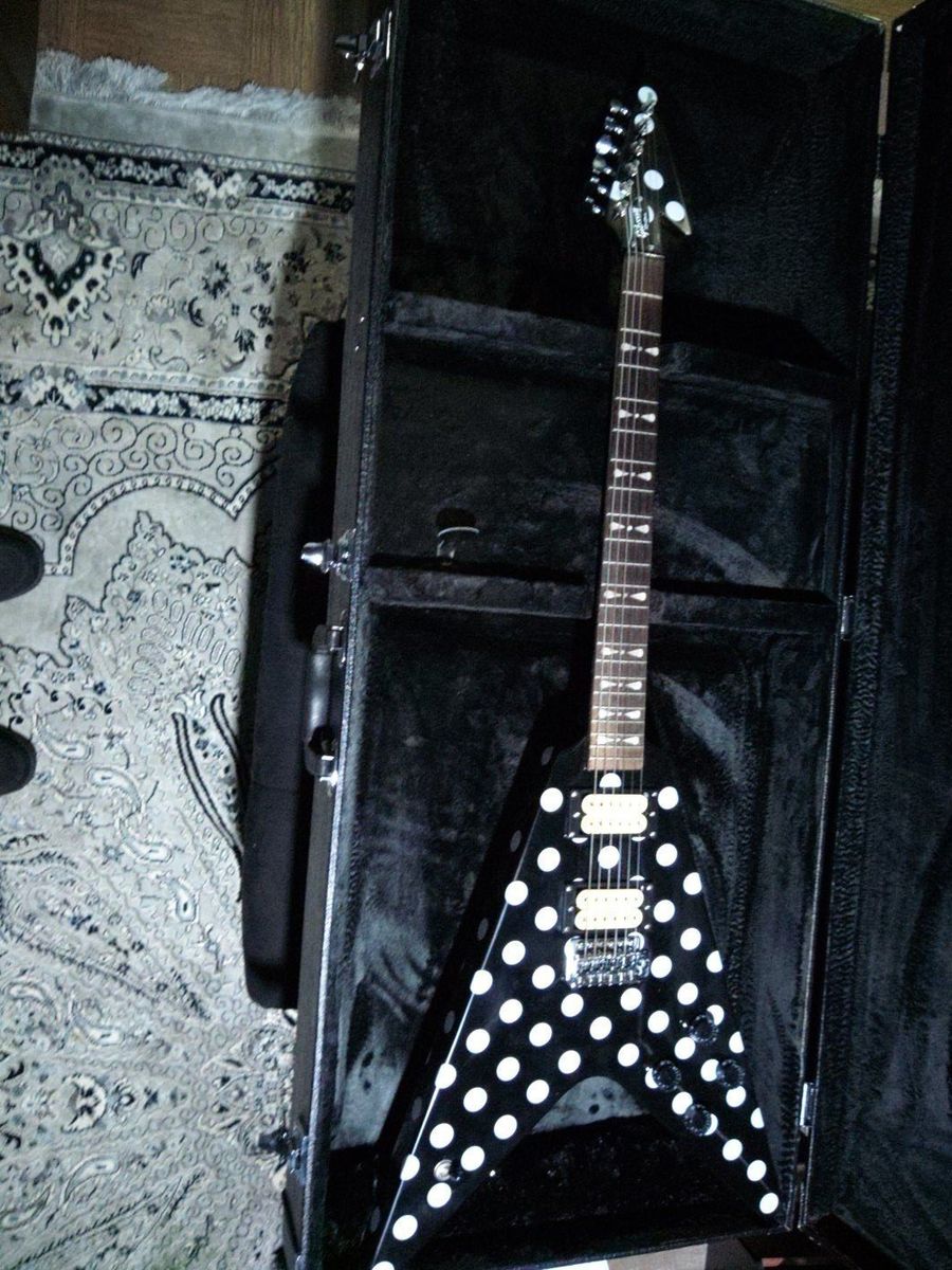 Randy Rhoads Flying V Polka Dot Electric Guitar China.With Hard Case.Guitar Strap Keys.Mini Version Of Guitar