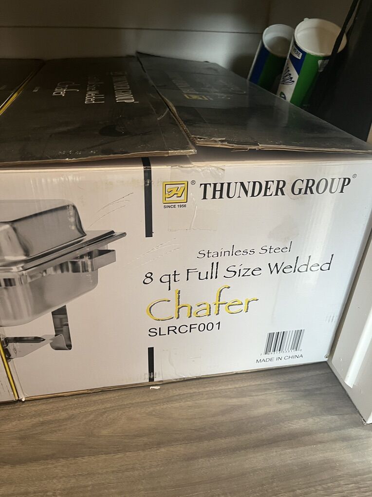 New 8qt Chafer x2