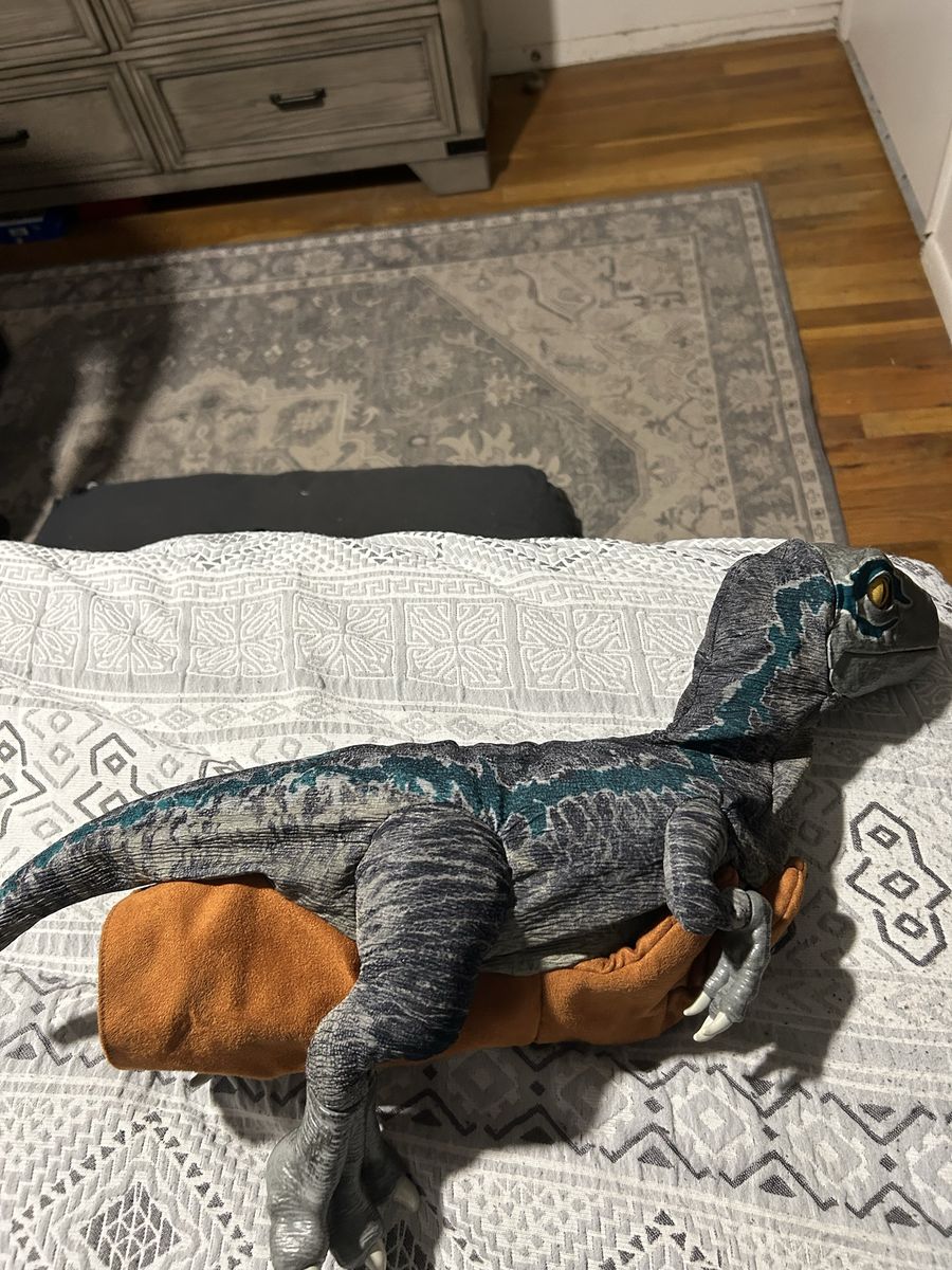 Jurassic World Real FX Baby Blue Animatronic Dino