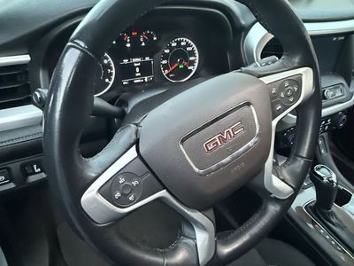 2017 GMC Acadia SLE