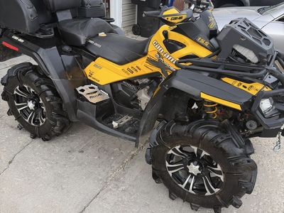 2011 CanAm outlander XMR 800 R