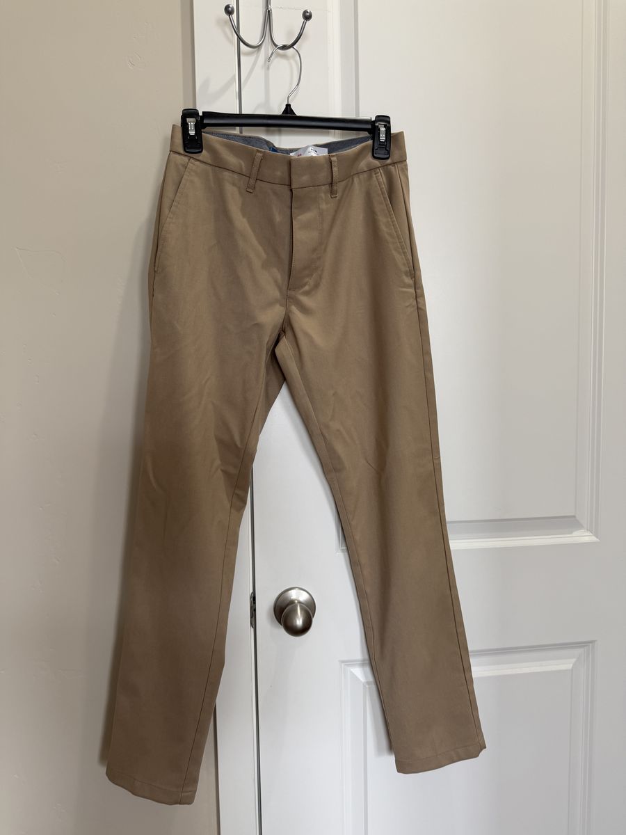 Old Navy Men's Khaki trousers, flat front, Size 30Wx30L, Slim Fit, Built in flex