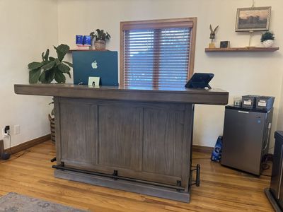 Bar Or Reception Desk