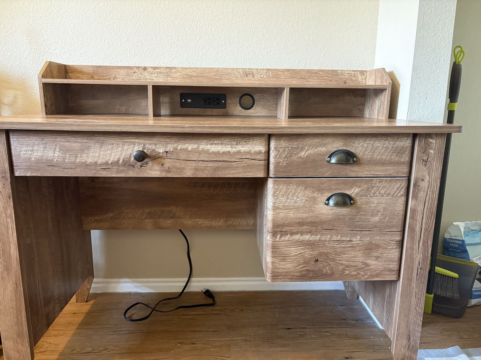 Oak finish Desk, 3 Drawers with Plug