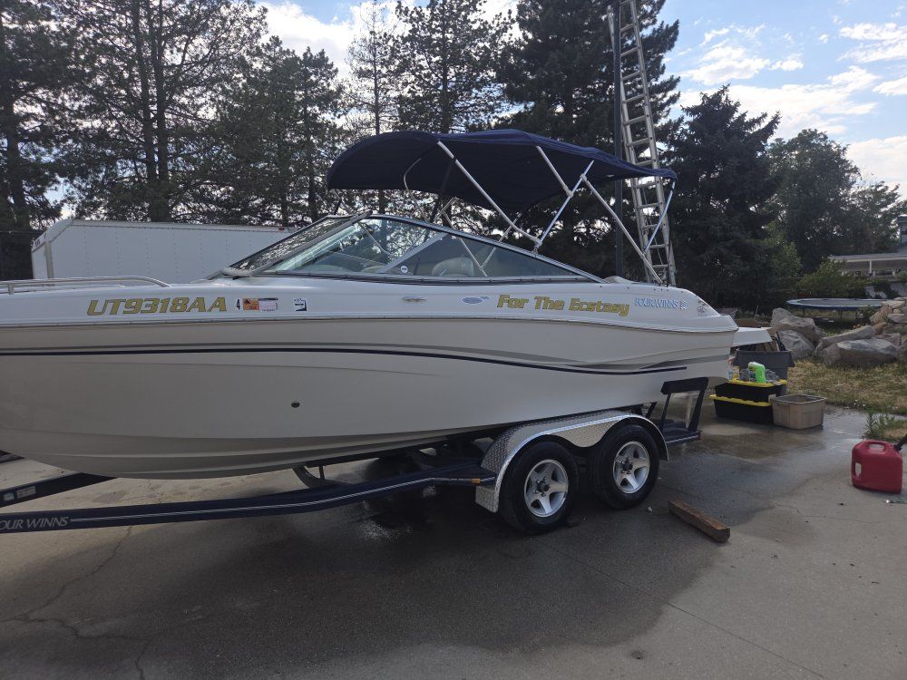 2002 fourwinns 220 horizon 1 owner