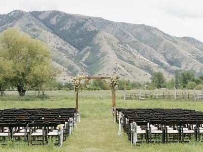 Wedding arch
