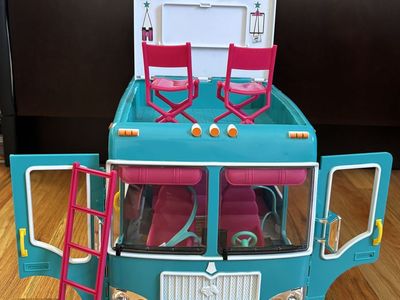 Breyer Classic RV Horse Trailer Cruiser