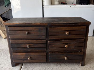 Dresser
