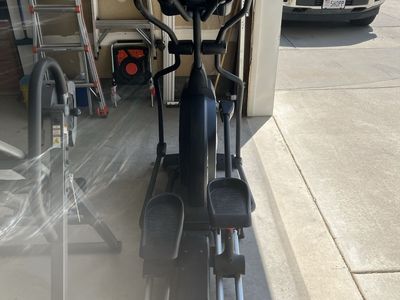 Sole E25 Eliptical
