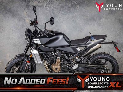 2025 Husqvarna® Svartpilen 801