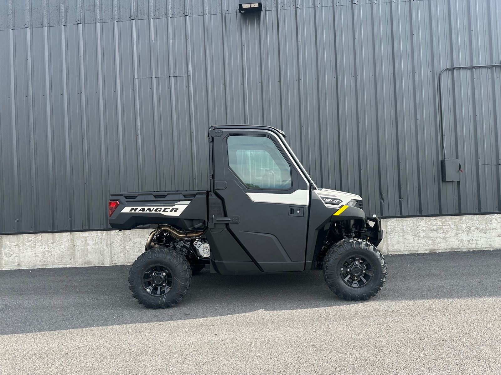 2026 POLARIS RANGER 1000 CAB - MIRAGE BEIGE Premiu