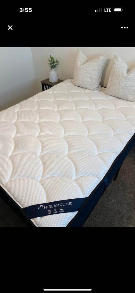 Dreamcloud KING Mattress