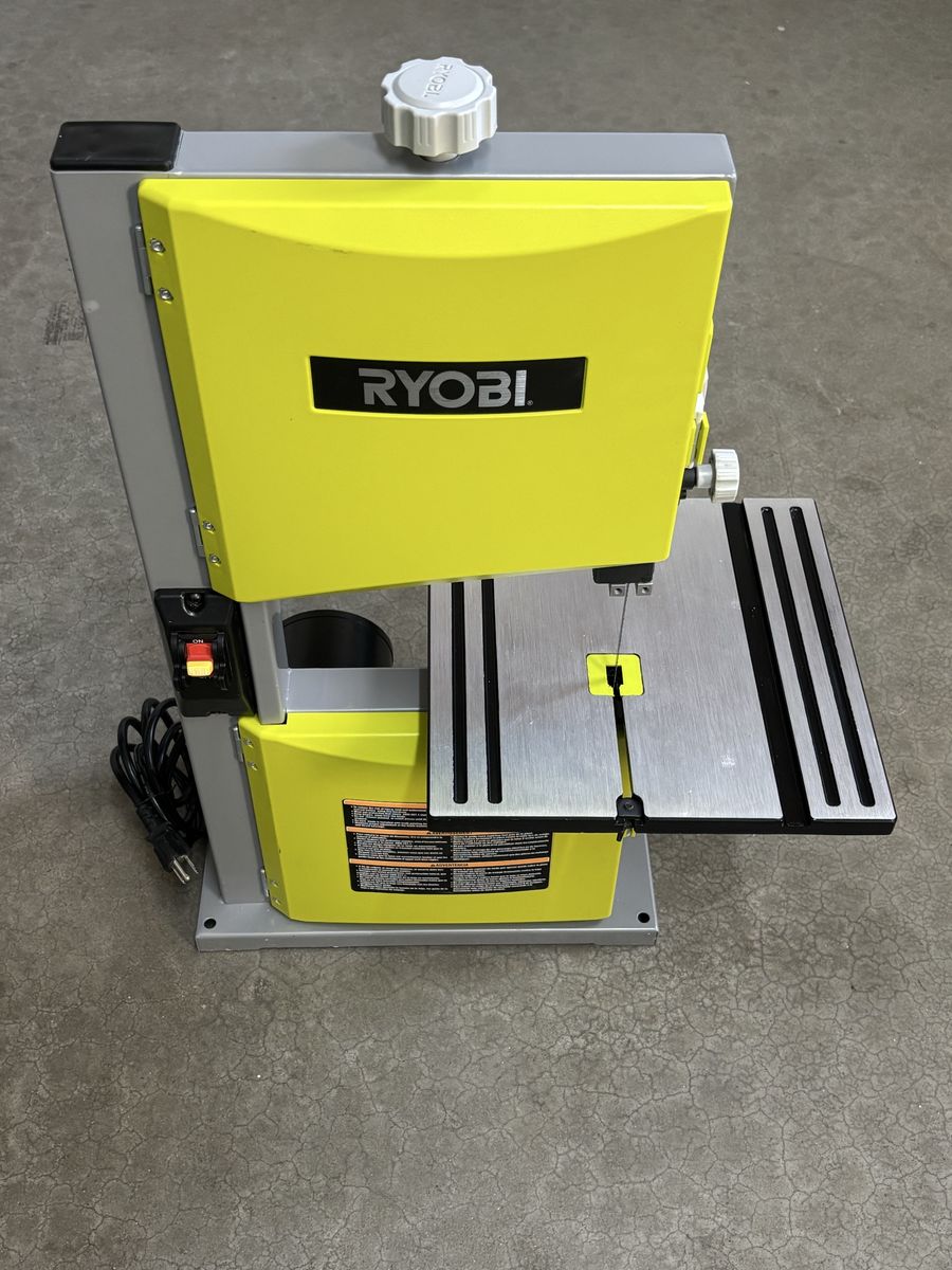 Ryobi 9” Band Saw (BS904G) – Like New