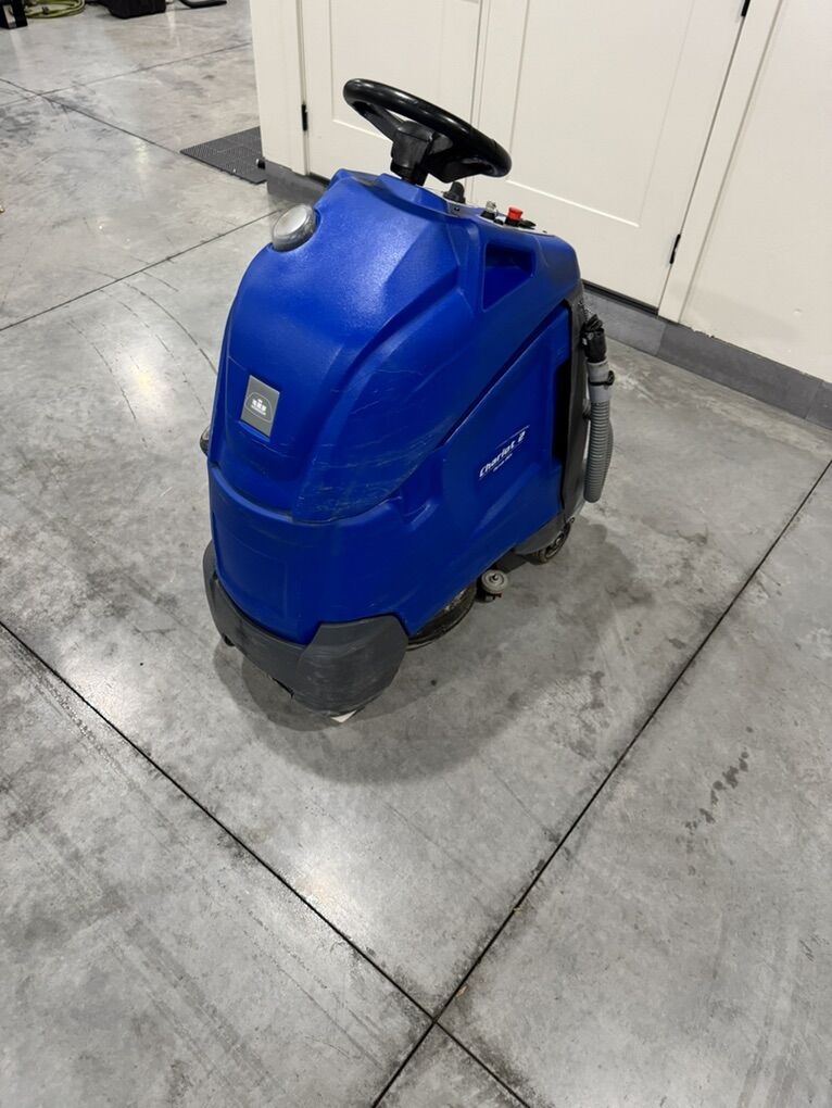 Windsor Chariot 2 Floor Scrubber