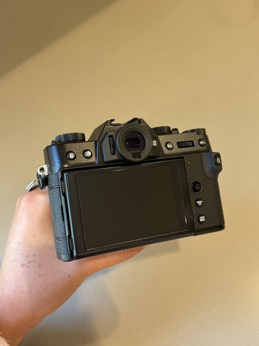 Main image 5