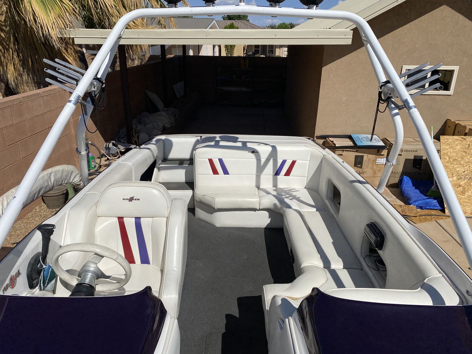 BOAT 24' Caliber 1,  230 velocity
