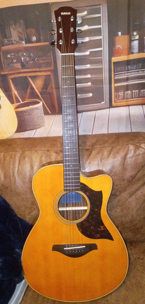 Yamaha A1R Cutaway Acoustic-Electric Guitar - Natural Finish