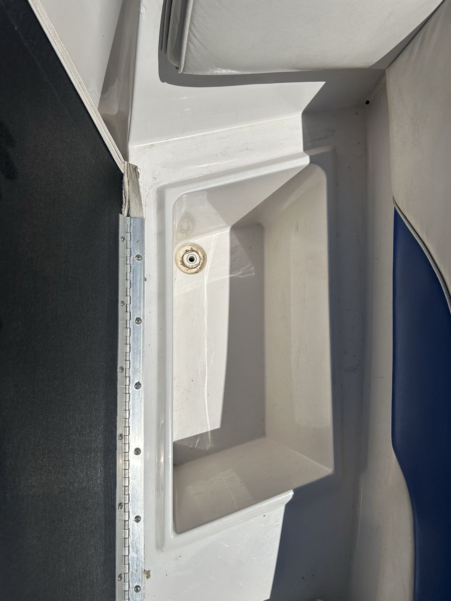 Main image 9