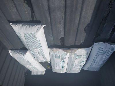 FREE, NEED GONE ASAP
Tube sand